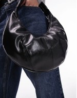 Samira scoop shoulder bag in black