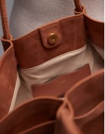 Hana medium faux suede tote bag in brown