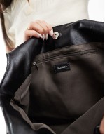 faux leather shopper in black